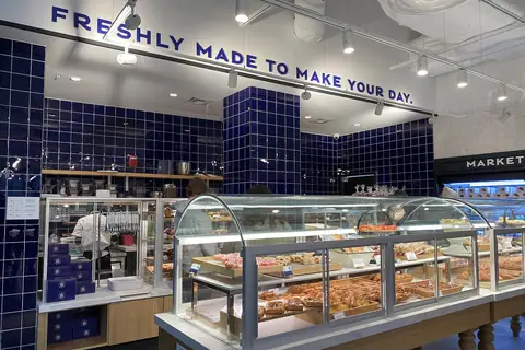 Alex's Bakery photo 2